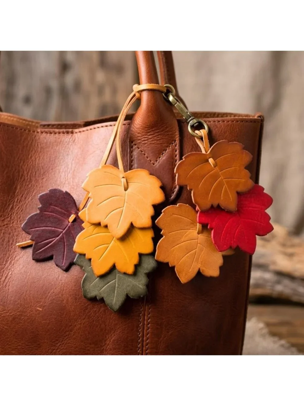 Stylish Genuine Leather Animal Keychain - Perfect Gift for Pet Lovers & Charm